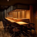 牛タン ホルモン かなう - ８席で喫煙可能