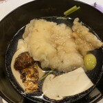 うを徳 - お椀：対馬産 穴子天ぷら、岩手県産 松茸、銀杏