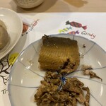 うを徳 - 高知県仁淀川産 落ち鮎子持ち、　青森県小川原湖産 ゴリ　有馬煮