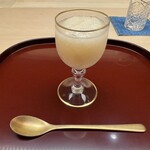 徳ㇵ本也 - ラフランスと梨　角切りとスムージー