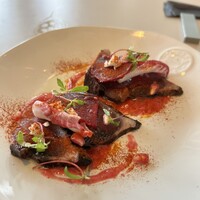 Trattoria Tabule - カツオのスモークとビーツのカルバッチョ