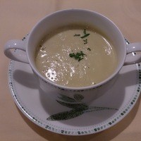 サント ウベルトゥス - スープ：エジプト豆の冷たいポタージュ