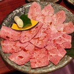 和牛炭火焼肉・韓国料理 じろべ  上尾店 - 