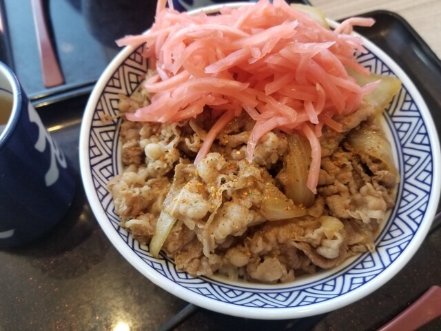 吉野家 釧路鳥取大通店 - 新富士（牛丼）の写真