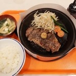 KUNIS - サーロインペッパーステーキ120g840円税抜