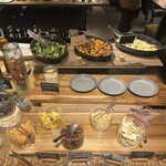 SMOKE DOOR - スパークリングワインとよく合う。