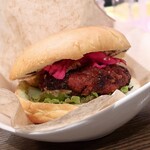 トリワイン ＰＩＫＯＳＨＨＨＵ - ラムメンチバーガー