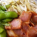 天龍菜館 - 天龍セットの前菜 叉焼と枝豆？