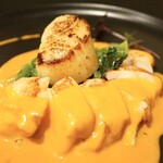 ル・ヴァンベール - ・オマールエビの蒸し焼き ソースアメリケーヌ