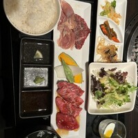 焼肉 青山外苑 - 