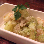 アオイクカフェ - 海老とじゃがいものジェノベーゼ