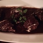 ヤネウラ - 牛ほほ肉の赤ワイン煮込み