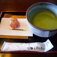 上杉伯爵邸 - お抹茶と上生菓子のセット￥750