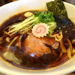 彩色ラーメン きんせい総本家 夢風 - たまり醤油７５０円