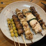 串若 - 銀杏、つくね、もも、ねぎま、にんにく