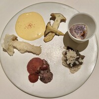 レストラン オオツ - うめええええええええええ！色んなキノコ料理が大集合！！！！全部火入れも味付けも素晴らしくて感動するんだけど！！！