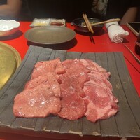 和牛とタン 焼肉 とみ 新橋本店 -  和牛とタン 焼肉 とみ 新橋本店 -