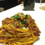 アルティスタ， - 自家製タリオリーニ、ラグーソース