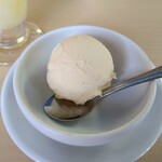 インド・アジアンレストラン バガィチャ - バニラアイス