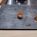 銀座のみこ寿司 - 赤貝のひも