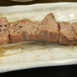 もつ焼たつや - レバ焼き　レア