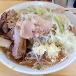 らーめん つの旨 - 小ラーメン（アブラニンニクタマネギ）生玉子　2014年4月