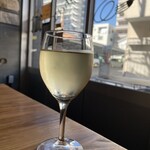 Dietro i tempi - キンキンに冷たい白ワイン@450円