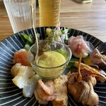 Dietro i tempi - 今日はウッドプレートでなく丸皿でいただきます