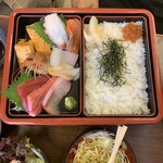 美登利寿司 鮨松 - 超特選ランチセットのちらしセット　2,300円