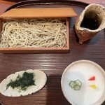 そばきり 日曜庵 - 濃厚とろろそばか