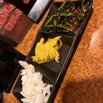 麺の蔵 かめだ屋 - 無料トッピング　辛ニラ美味すぎ