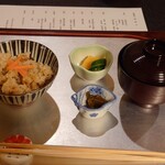 ひのや - 【お食事】宇和島じゃこ天炊き込みご飯【香の物】人参ときゅうりのぬか漬等【止椀】鮮魚のあら麦味噌仕立て、生姜葉、粉山椒入り