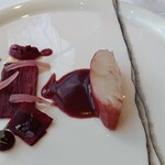 フィリップ・ミル 東京 - 天然平目赤ワインのラッケ