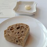 フィリップ・ミル 東京 - パン