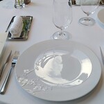 フィリップ・ミル 東京 - テーブルセッティング