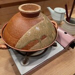 鳥つね自然洞 - 鳥スープ炊き