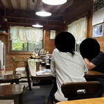 あら宮 - 店内（座席より右まわり）➡