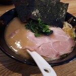 MEN-EIJI - 家系豚骨ラーメン