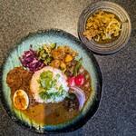 スパイスカレー高丸 - ルーロー出汁からしと共に、というトッピング名なんだと思います