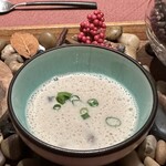 モノリス - 原木椎茸のポタージュ、ナメコ、ネギ