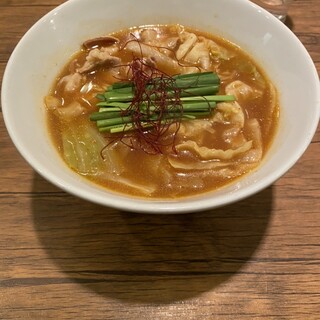もつ鍋ラーメン r6ku_0
