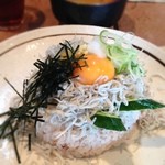 しらすやガーデン - 本日、生しらすの入荷が無かったとのことで、、、釜あげしらす丼@藤沢 しらすやガーデン