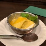 Indian Street Food & Bar GOND - マンゴープリン