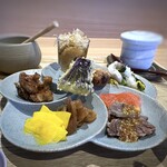 와라쿠 - ◆小鉢盛り合わせ・・どの品も丁寧に作られていて、美味しそう。(*≧∪≦)