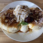 ハッピータイム - 渋皮栗とラムキャラメルのパンケーキ