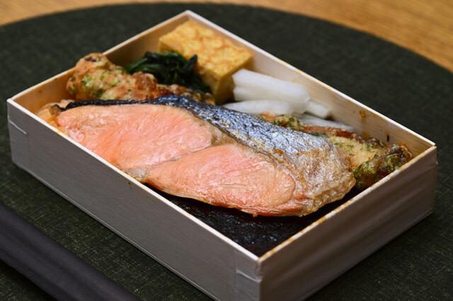 刷毛じょうゆ 海苔弁 山登り GINZA SIX店 - 銀座/弁当 | 食べログ