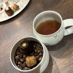 誠cuisine - 紅茶かコーヒー選べます。