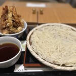 稲庭うどんとめし 金子半之助 - 