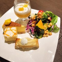 リュクス ダイニング ハプナ - 
