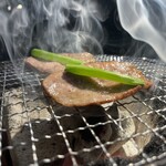 炭火焼肉 焼きしゃぶ にく式 - 